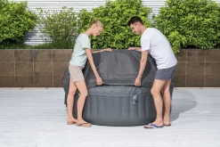 Bestway Lay-Z Spa Isolerende Beschermhoes - Ø 170 Cm 11 Bestway Lay-Z Spa Isolerende Beschermhoes - Ø 170 Cm -Zwembadapparatuur Winkel 1267 1900 thermal cover overheen halen resultaat