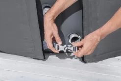 Bestway Lay-Z Spa Isolerende Beschermhoes - Ø 170 Cm 9 Bestway Lay-Z Spa Isolerende Beschermhoes - Ø 170 Cm -Zwembadapparatuur Winkel 1267 1900 thermal cover vastklikken resultaat