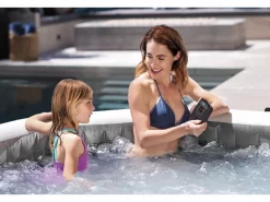 Intex Pure Spa Greywood Deluxe Opblaasbare Spa - 6 Persoons -Zwembadapparatuur Winkel 28442 inuse2 2020 300