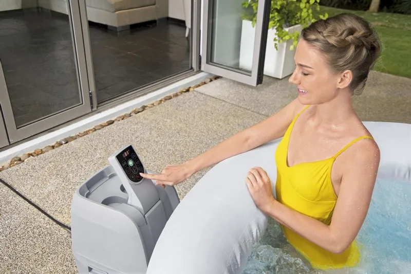 Bestway Lay-Z Spa Tahiti AirJet Opblaasbare Spa - 4 Persoons 17 Bestway Lay-Z Spa Tahiti AirJet Opblaasbare Spa - 4 Persoons - Afbeelding 15