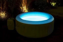 Bestway Lay-Z Spa Tahiti AirJet Opblaasbare Spa - 4 Persoons 41 Bestway Lay-Z Spa Tahiti AirJet Opblaasbare Spa - 4 Persoons -Zwembadapparatuur Winkel 800 1200 60007 night scene 0012 pr web