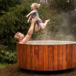 Weltevree Dutchtub Wood Houtgestookte Hottub - 4 Personen 14 Weltevree Dutchtub Wood Houtgestookte Hottub - 4 Personen -Zwembadapparatuur Winkel weltevree dutchtub wood quality time 1920x1920