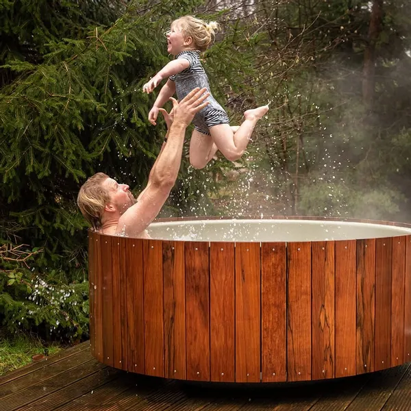 Weltevree Dutchtub Wood Houtgestookte Hottub - 4 Personen 7 Weltevree Dutchtub Wood Houtgestookte Hottub - 4 Personen - Afbeelding 5