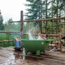 Weltevree Dutchtub Original Houtgestookte Hottub - 4 Personen - Grijs 19 Weltevree Dutchtub Original Houtgestookte Hottub - 4 Personen - Grijs -Zwembadapparatuur Winkel weltevree green dutchtub original treehouse 1